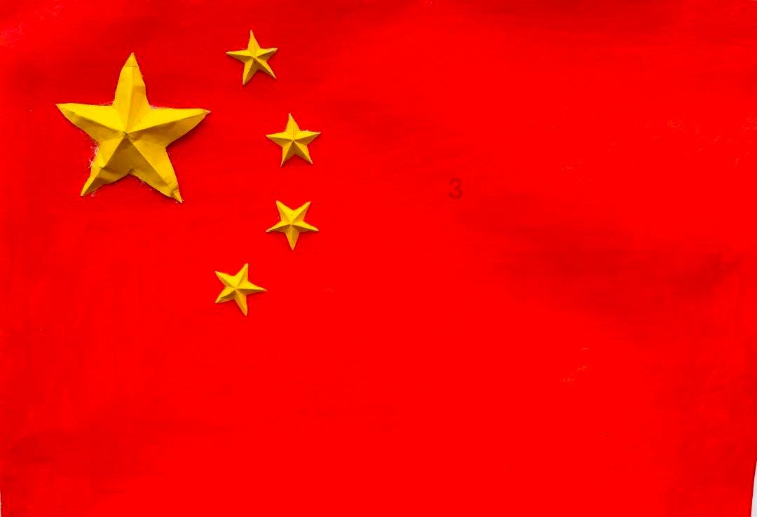 逃离老旧温泉社